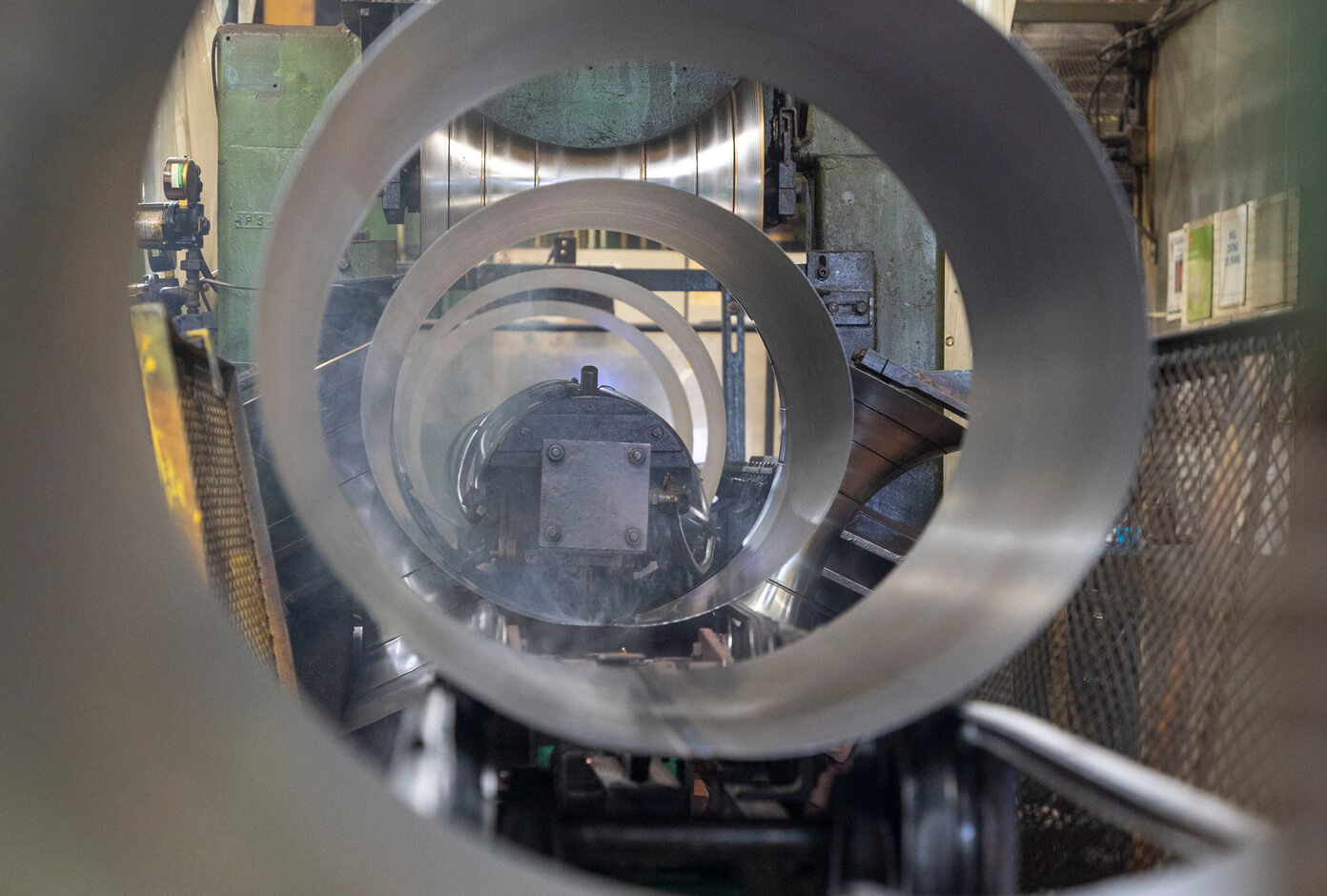 Inside steel drum